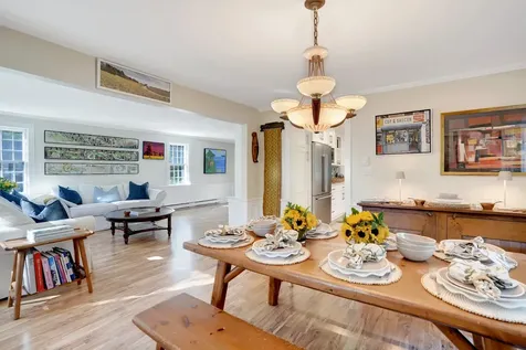 28 Pine Tree Lane Vineyard Haven MA 02568