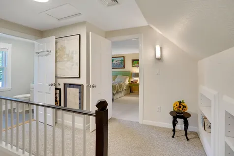 28 Pine Tree Lane Vineyard Haven MA 02568