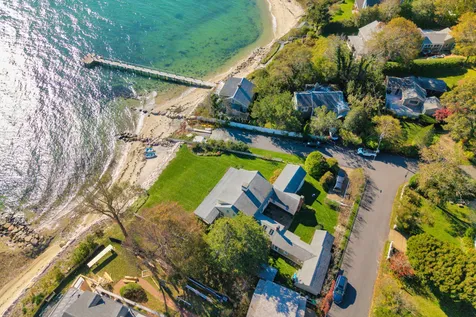 28 Pine Tree Lane Vineyard Haven MA 02568