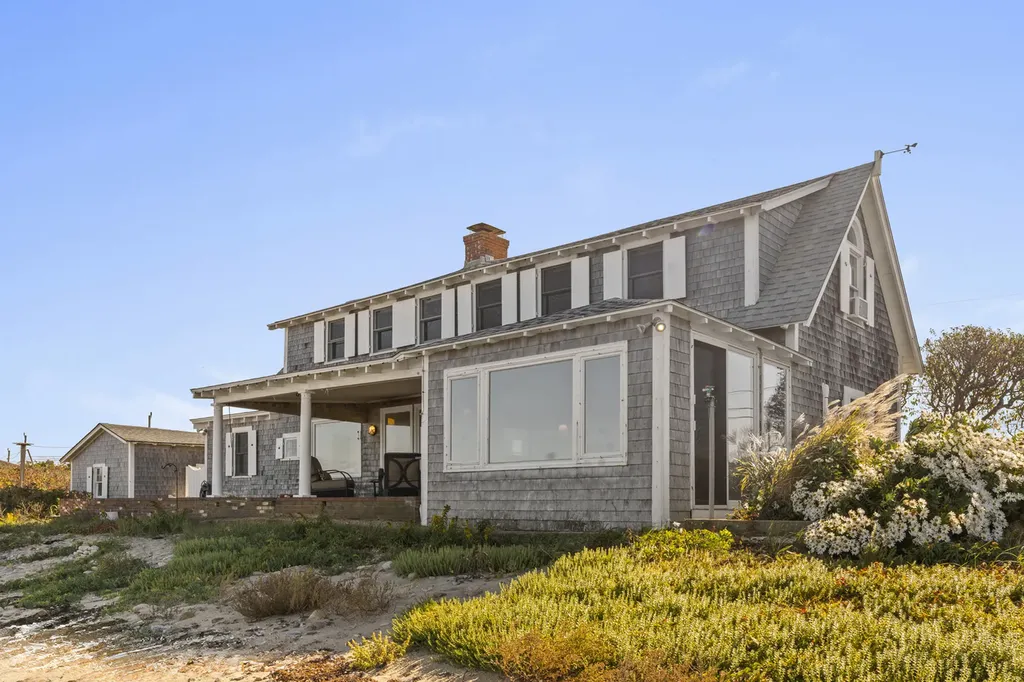 311 East Chop Drive Oak Bluffs MA 02557