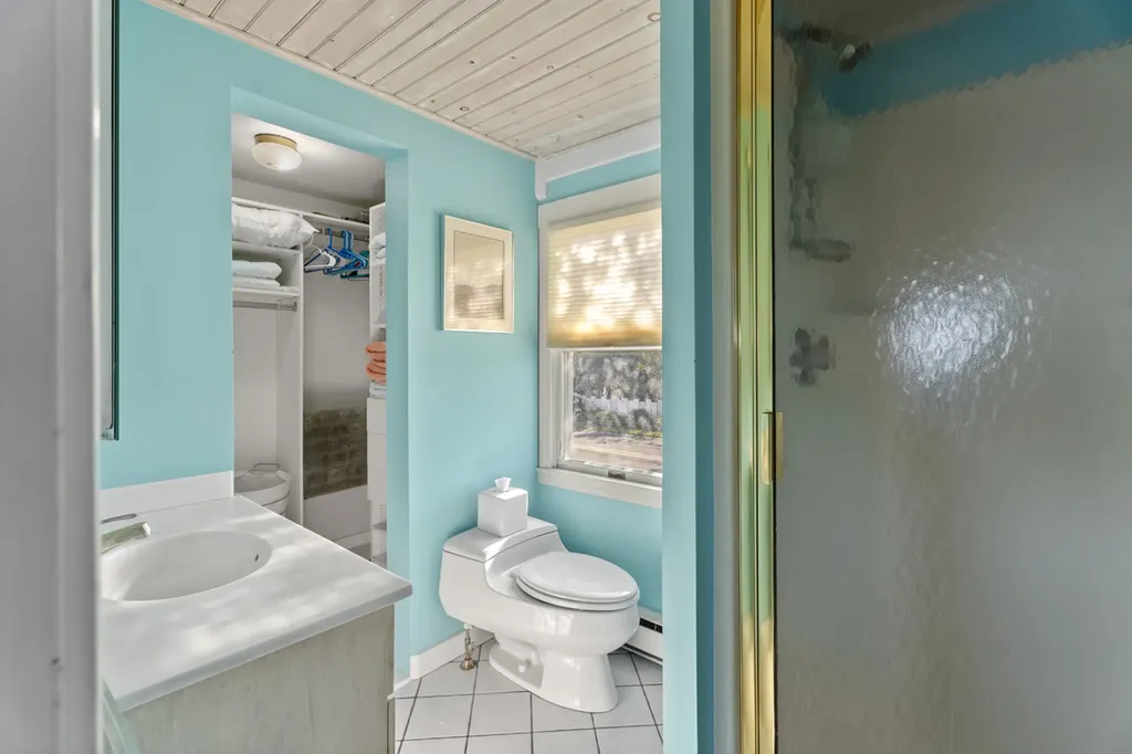 311 East Chop Drive Oak Bluffs MA 02557