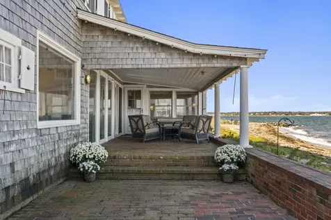 311 East Chop Drive Oak Bluffs MA 02557