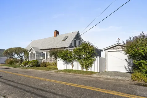 311 East Chop Drive Oak Bluffs MA 02557