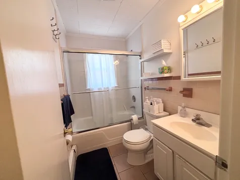 124 Skiff Avenue Vineyard Haven MA 02568