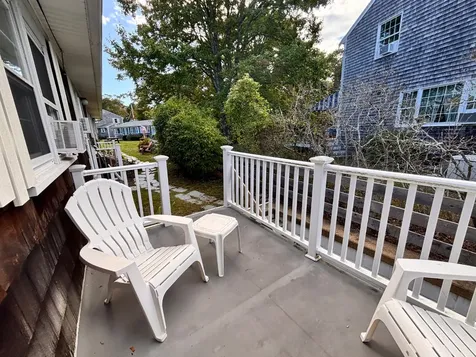124 Skiff Avenue Vineyard Haven MA 02568