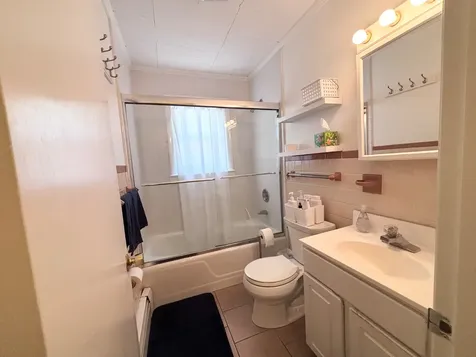 124 Skiff Avenue Vineyard Haven MA 02568