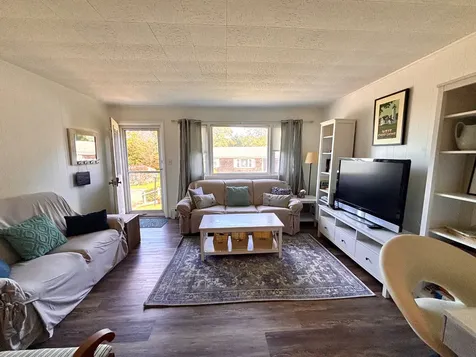124 Skiff Avenue Vineyard Haven MA 02568