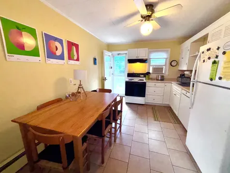 124 Skiff Avenue Vineyard Haven MA 02568