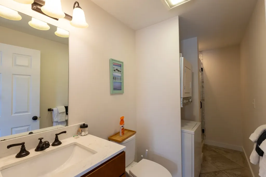 113 Dukes County Avenue Oak Bluffs MA 02557