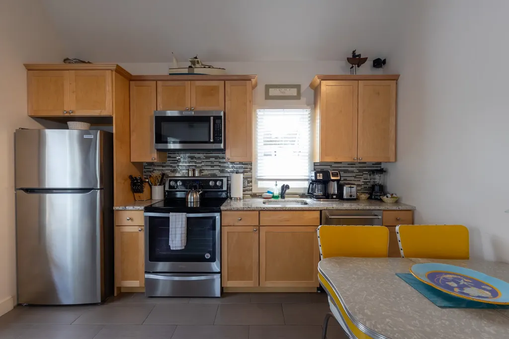 113 Dukes County Avenue Oak Bluffs MA 02557