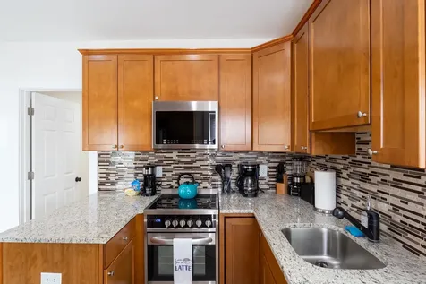 113 Dukes County Avenue Oak Bluffs MA 02557