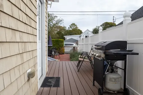 113 Dukes County Avenue Oak Bluffs MA 02557