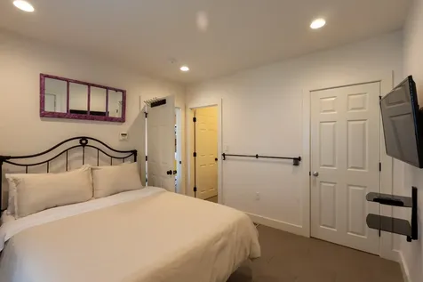 113 Dukes County Avenue Oak Bluffs MA 02557