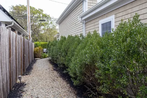 113 Dukes County Avenue Oak Bluffs MA 02557