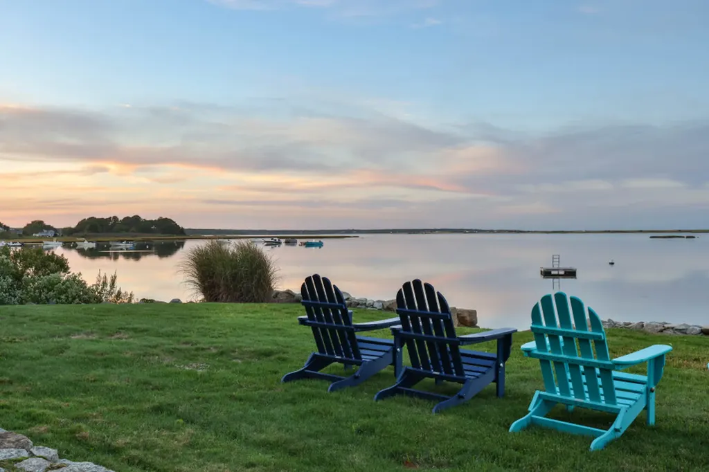 9 Fowler Avenue Edgartown MA 02539