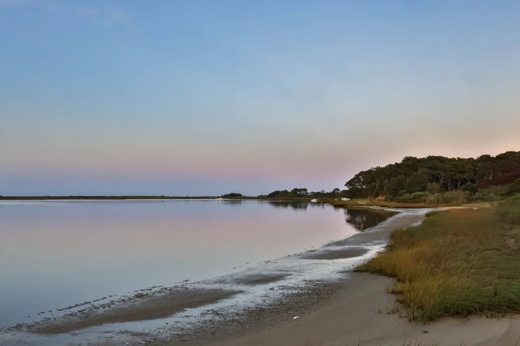 9 Fowler Avenue Edgartown MA 02539