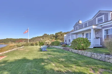 9 Fowler Avenue Edgartown MA 02539