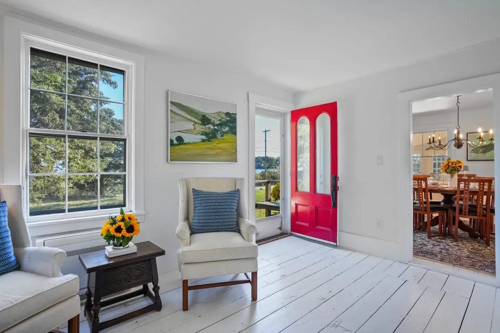187 Lagoon Pond Road Vineyard Haven MA 02568