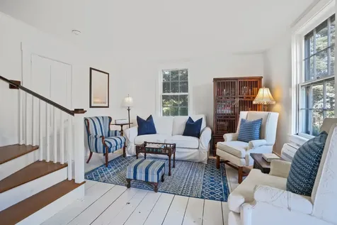 187 Lagoon Pond Road Vineyard Haven MA 02568