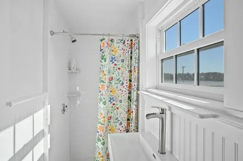 187 Lagoon Pond Road Vineyard Haven MA 02568