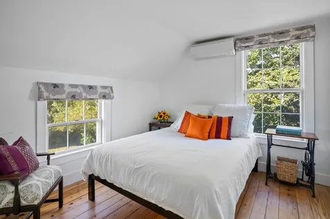 187 Lagoon Pond Road Vineyard Haven MA 02568