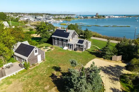 187 Lagoon Pond Road Vineyard Haven MA 02568