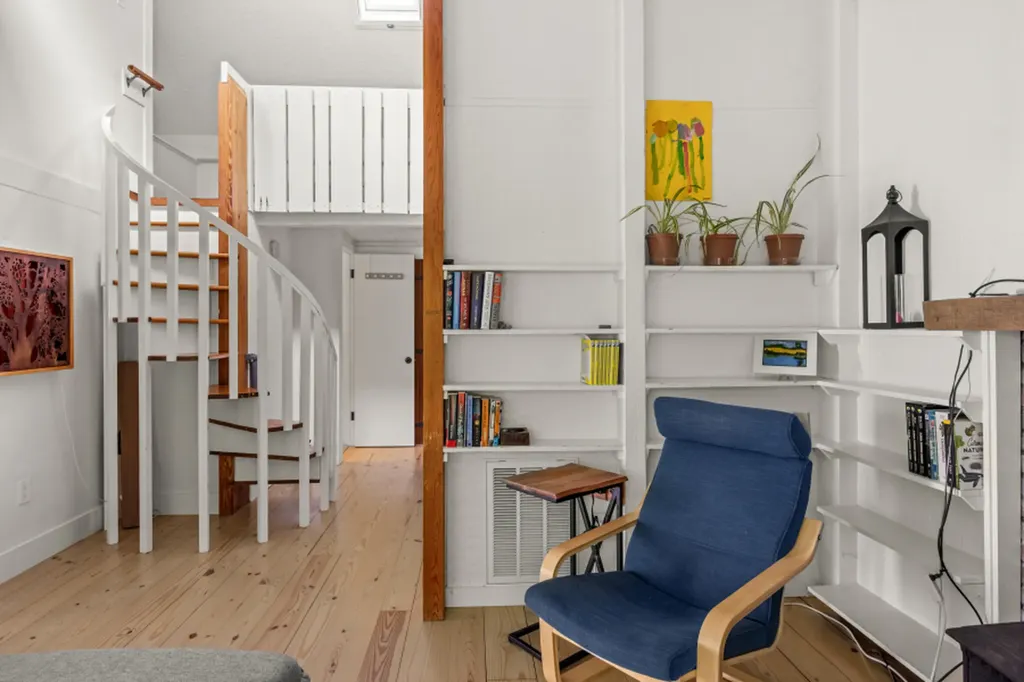 10 Dory Circle Edgartown MA 02539