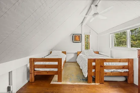 10 Dory Circle Edgartown MA 02539