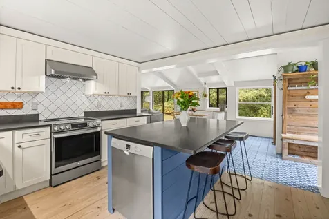 10 Dory Circle Edgartown MA 02539