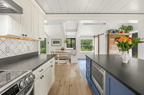 10 Dory Circle Edgartown MA 02539