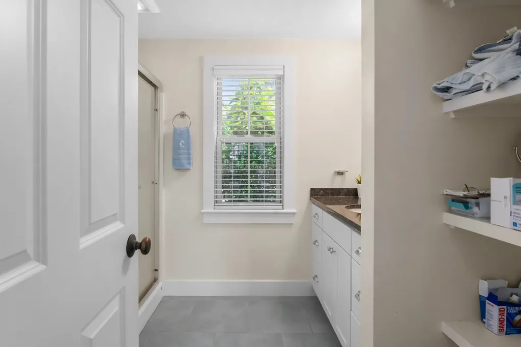 1 Rowland Avenue Oak Bluffs MA 02557