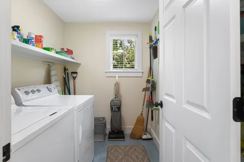 1 Rowland Avenue Oak Bluffs MA 02557