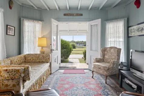 1 Rowland Avenue Oak Bluffs MA 02557