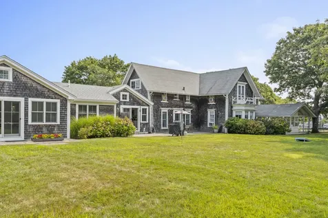 1 Rowland Avenue Oak Bluffs MA 02557