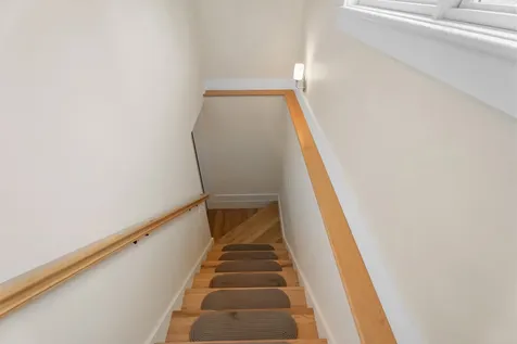 1 Rowland Avenue Oak Bluffs MA 02557