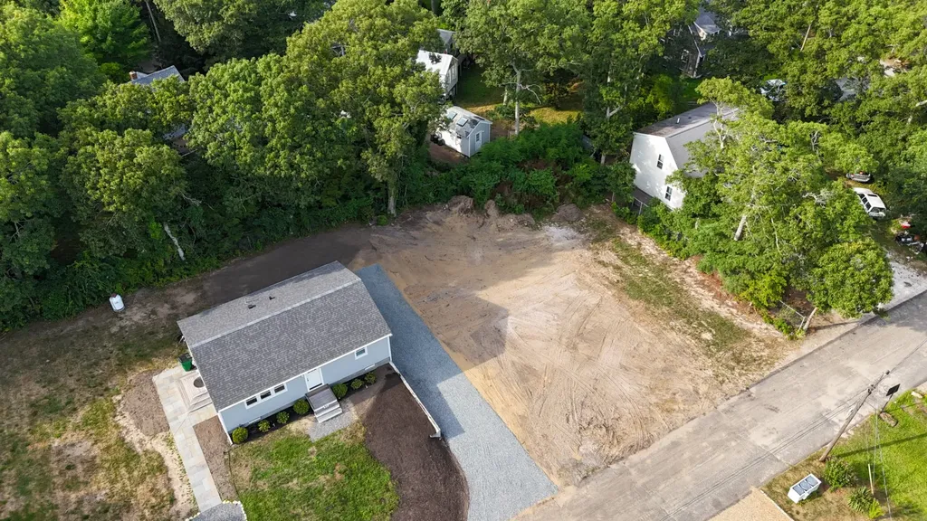 00 Bernard Circle Vineyard Haven MA 02568