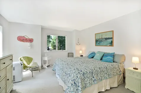 12 Duarte Circle Edgartown MA 02539