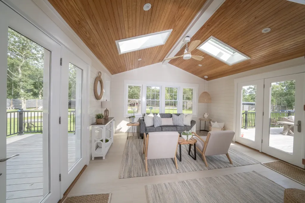 229 Oak Lane West Tisbury MA 02575