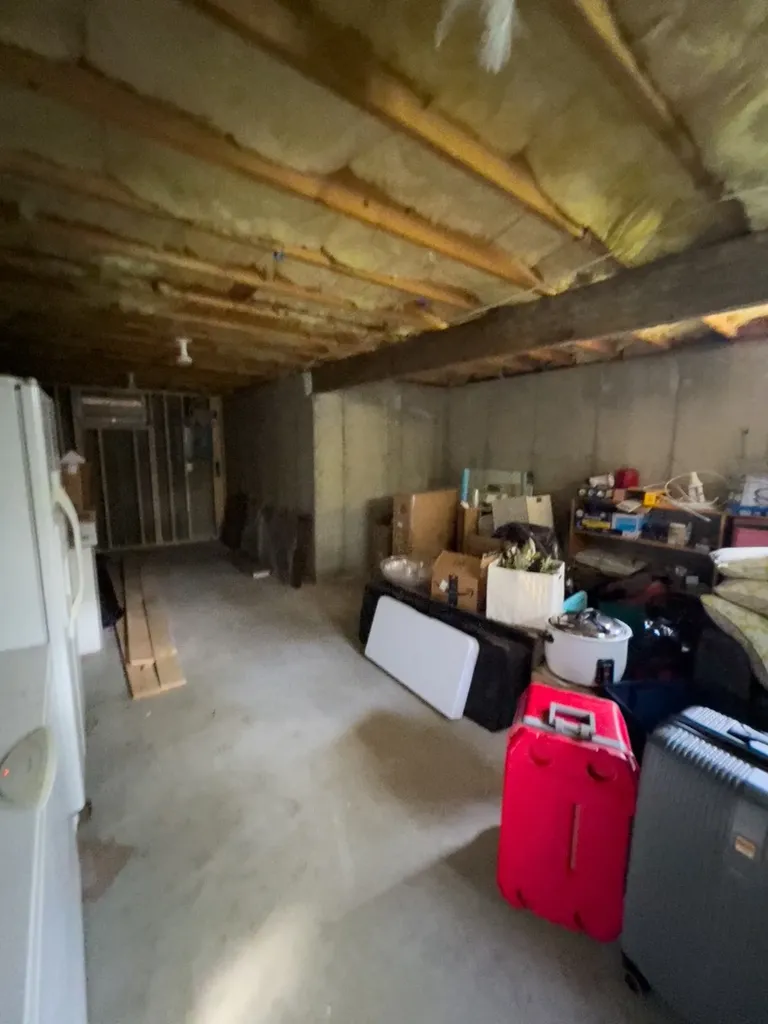 229 Oak Lane West Tisbury MA 02575