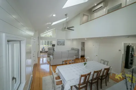 229 Oak Lane West Tisbury MA 02575