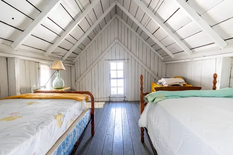 41 Trinity Park Oak Bluffs MA 02557