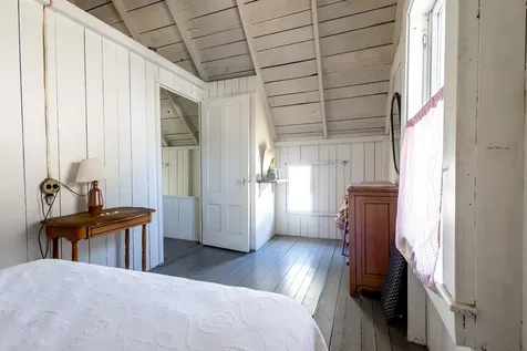 41 Trinity Park Oak Bluffs MA 02557