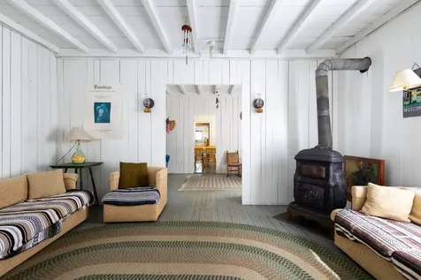 41 Trinity Park Oak Bluffs MA 02557