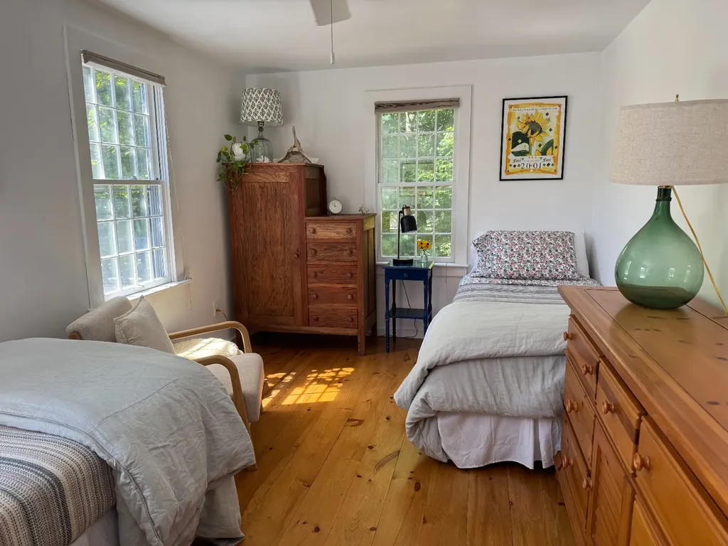 10 Dan'ls Way West Tisbury MA 02575