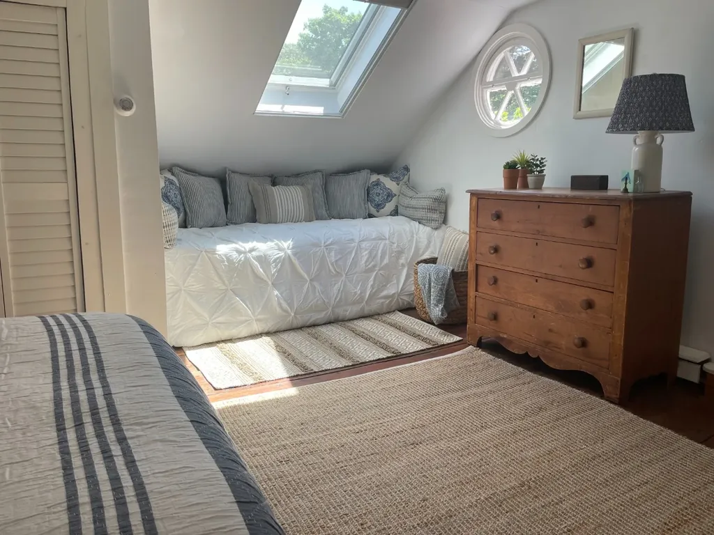 10 Dan'ls Way West Tisbury MA 02575