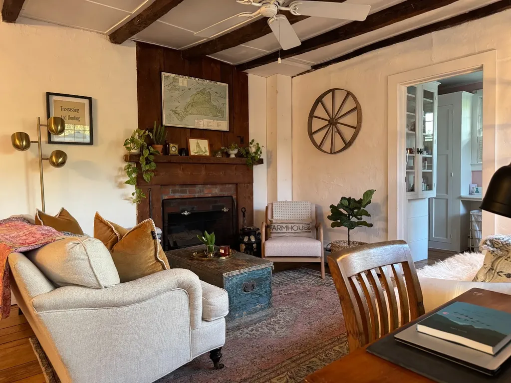 10 Dan'ls Way West Tisbury MA 02575