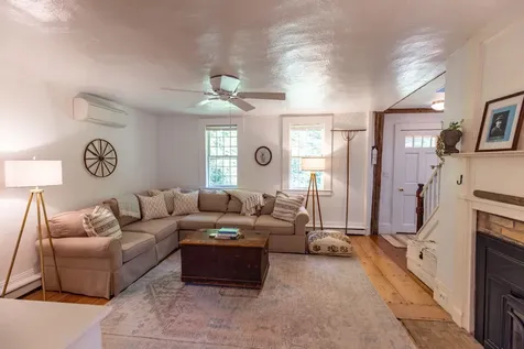 10 Dan'ls Way West Tisbury MA 02575