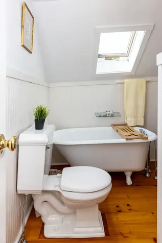 10 Dan'ls Way West Tisbury MA 02575