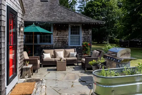 10 Dan'ls Way West Tisbury MA 02575