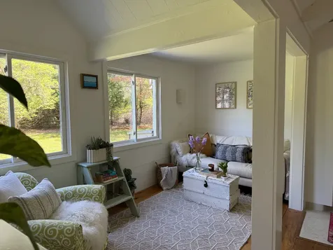 10 Dan'ls Way West Tisbury MA 02575